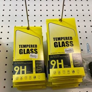 “New”3 for$12 Screen protector IP12,11, XR, 7,8,SE